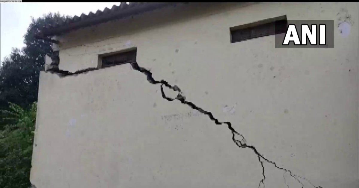 After Joshimath, houses in Uttarakhand's Tehri Garhwal develop cracks, locals demand government intervention